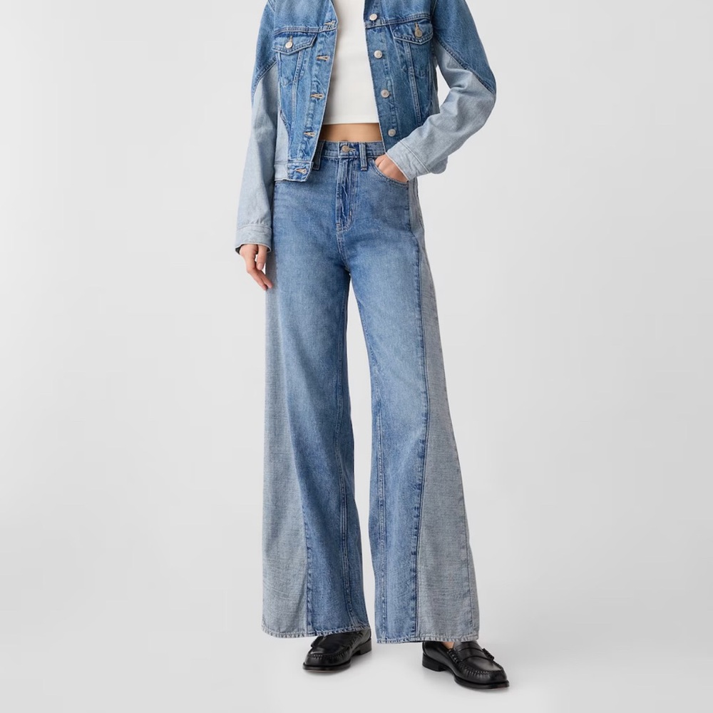 GAP Two-Tone Light Blue Wide-Leg Jeans